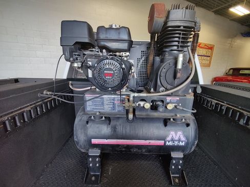 Used 2020 Ford F350 XL w/ Power Equipment Group RWD image 12