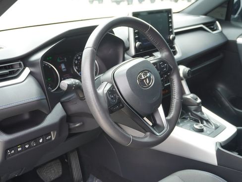 Used 2022 Toyota RAV4 SE w/ Convenience Package AWD/4WD image 27