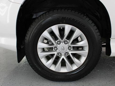 Used 2016 Lexus GX 460 w/ Premium Package AWD/4WD image 89