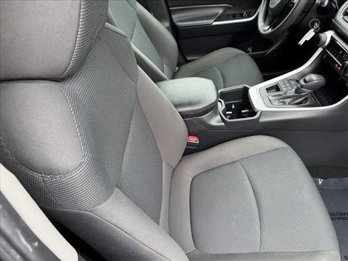 Certified 2024 Toyota RAV4 LE AWD/4WD image 19