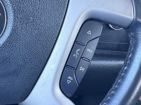 Used 2009 Chevrolet Silverado 1500 LT w/ Power Pack Plus AWD/4WD image 9