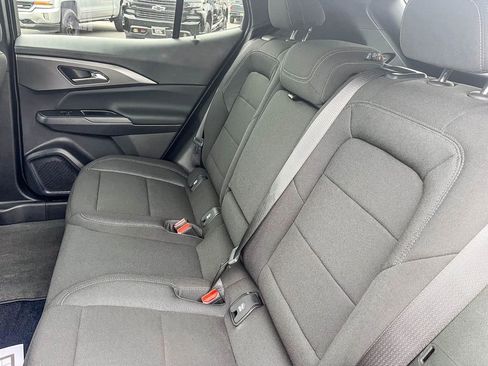 New 2026 Chevrolet Equinox EV LT image 17