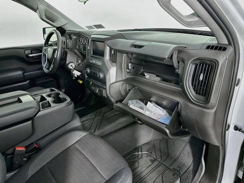 Used 2022 Chevrolet Silverado 1500 Custom w/ Safety Confidence Package AWD/4WD image 30