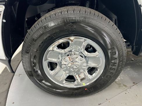 New 2026 RAM 2500 Tradesman AWD/4WD image 26