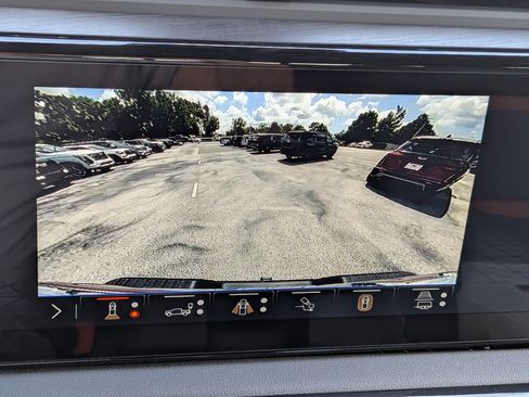 New 2026 GMC Sierra 2500 AT4 w/ AT4 Premium Plus Package AWD/4WD image 33