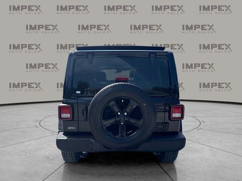 Used 2023 Jeep Wrangler Unlimited Sport AWD/4WD image 5