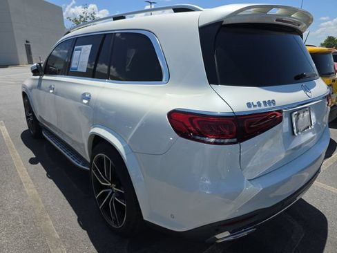 Used 2022 Mercedes-Benz GLS 580 4MATIC image 3