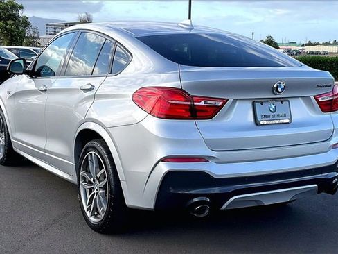Used 2017 BMW X4 M40i image 10