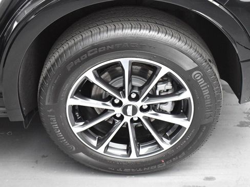 Certified 2024 Cadillac XT4 Sport AWD/4WD image 31