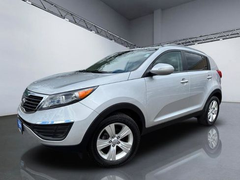 Used 2011 Kia Sportage LX w/ Convenience Pkg image 24