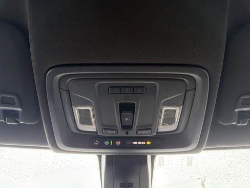 Used 2023 Chevrolet Silverado 3500 High Country w/ Technology Package image 18