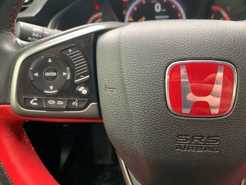 Used 2018 Honda Civic Type R image 8