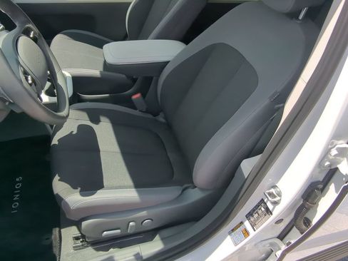 Used 2024 Hyundai Ioniq 5 SEL RWD image 20