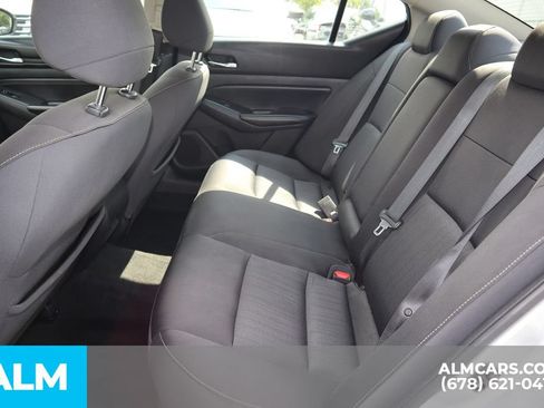 Used 2020 Nissan Altima 2.5 S FWD image 16