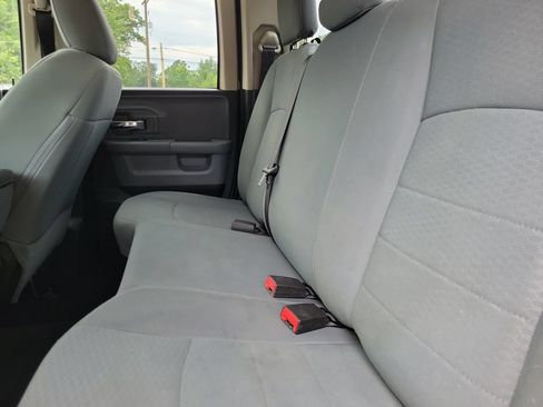 Used 2017 RAM 1500 Classic SLT AWD/4WD image 12