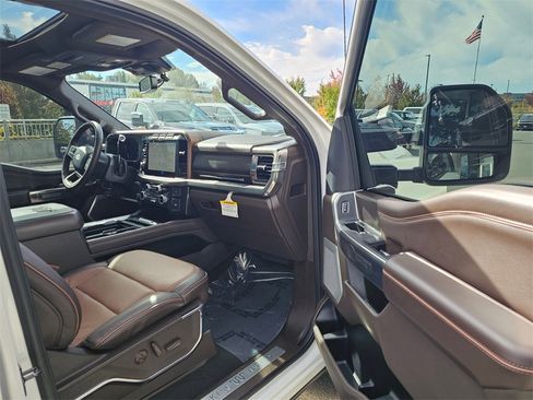 Used 2024 Ford F350 King Ranch image 12