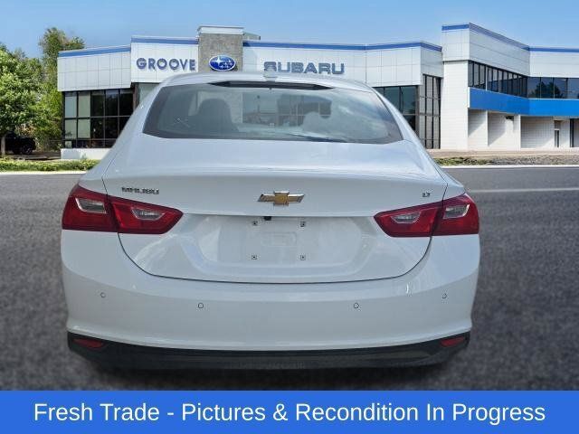 Used 2025 Chevrolet Malibu LT FWD image 5