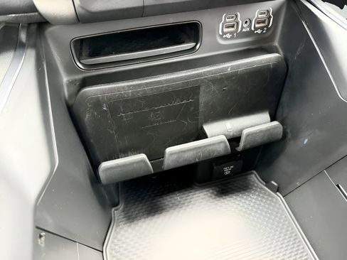 Used 2020 RAM 1500 Laramie image 15