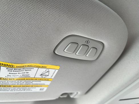 Used 2025 Ford Expedition Active AWD/4WD image 21