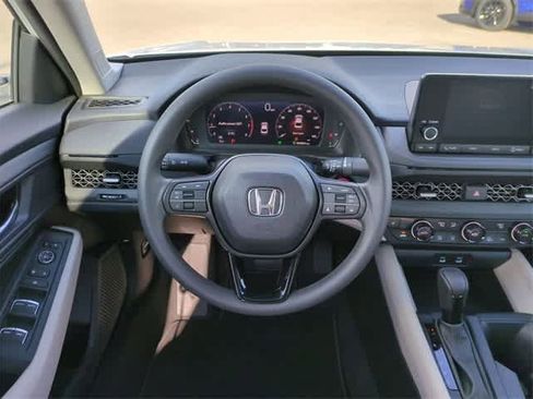 New 2025 Honda Accord SE image 25