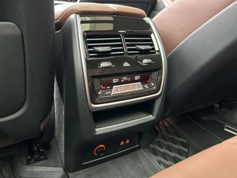 Used 2024 BMW X5 M60i image 16