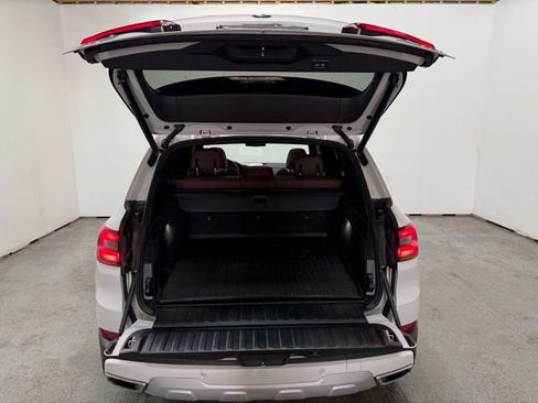 Used 2022 BMW X5 xDrive40i w/ Premium Package image 10