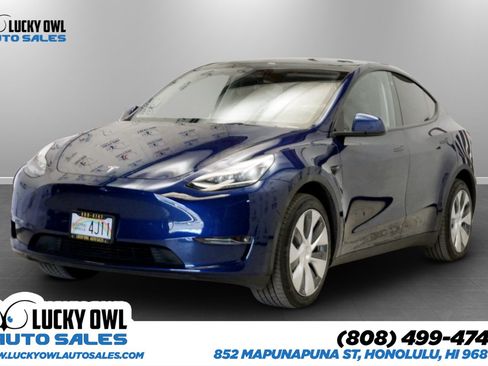 Used 2023 Tesla Model Y Long Range AWD/4WD image 1
