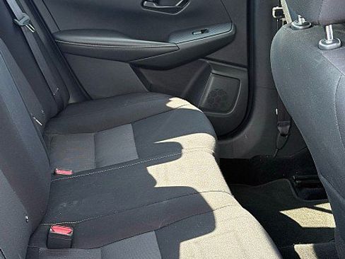 Used 2025 Nissan Sentra SV FWD image 8