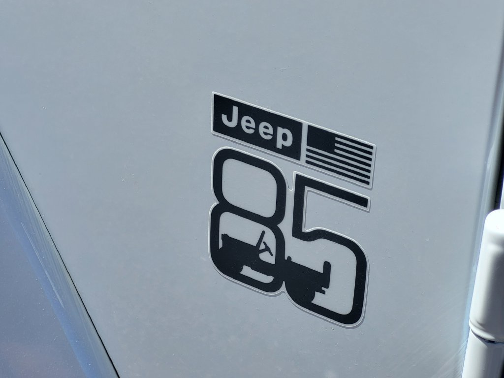 New 2026 Jeep Gladiator Sport AWD/4WD image 11