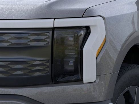 New 2025 Ford F150 Lightning Lariat image 18