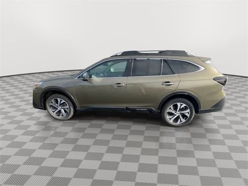 Used 2021 Subaru Outback Touring image 5