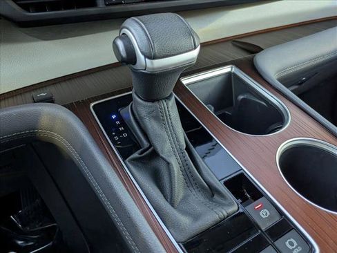 Certified 2024 Toyota Sienna XLE image 12