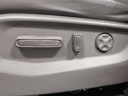 Used 2023 Honda Odyssey Touring image 18