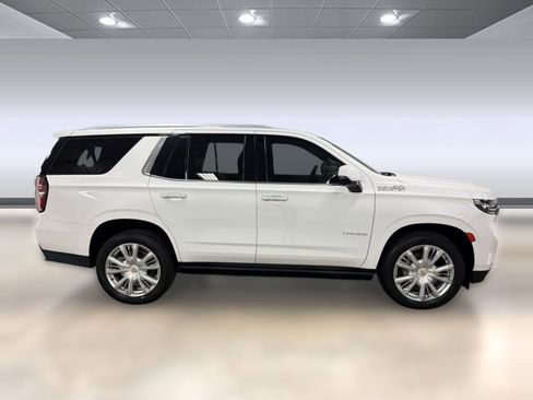 Used 2021 Chevrolet Tahoe High Country w/ Premium Package image 7
