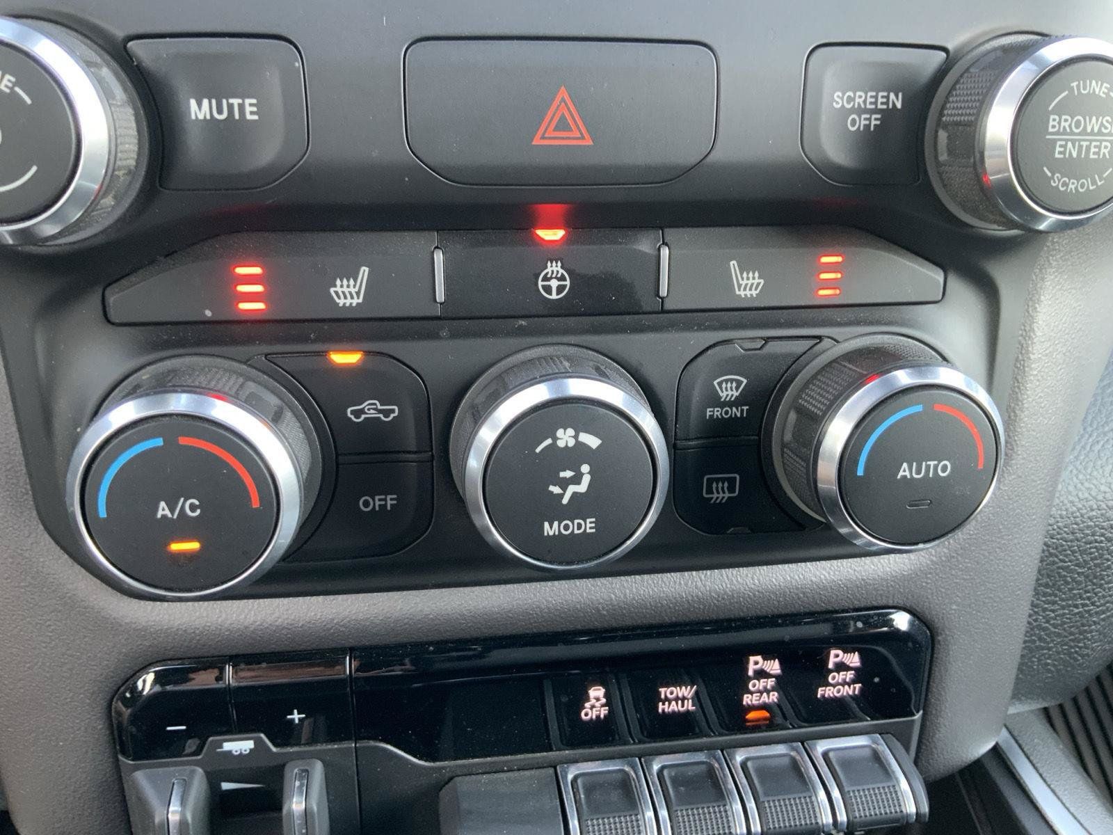 Used 2019 RAM 1500 Big Horn AWD/4WD image 41