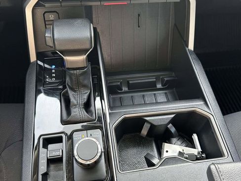 Used 2022 Toyota Tundra SR5 image 17