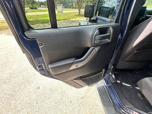 Used 2013 Jeep Wrangler Unlimited Sport AWD/4WD image 20
