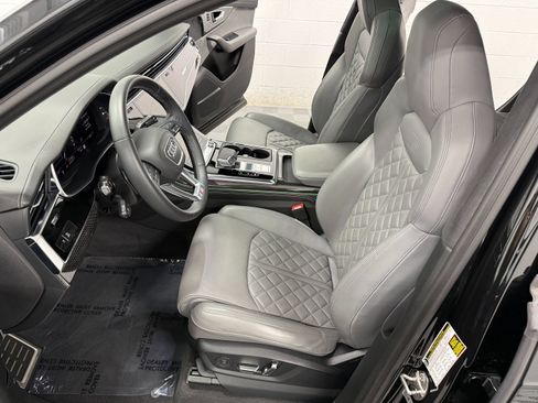 Used 2023 Audi SQ7 Prestige w/ Sport Package AWD/4WD image 18