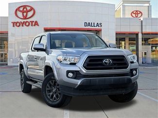 Used 2020 Toyota Tacoma SR5 w/ SR5 Appearance Package (SM) video 1