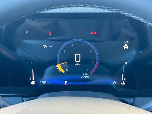 Used 2026 Chevrolet TrailBlazer LT w/ LT Cold Weather Package FWD image 28