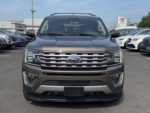 Used 2018 Ford Expedition Limited w/ Equipment Group 302A AWD/4WD image 27