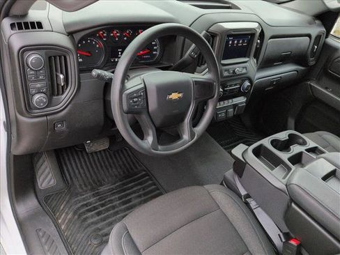 Used 2026 Chevrolet Silverado 1500 Custom w/ LPO, Dark Essentials Package AWD/4WD image 13