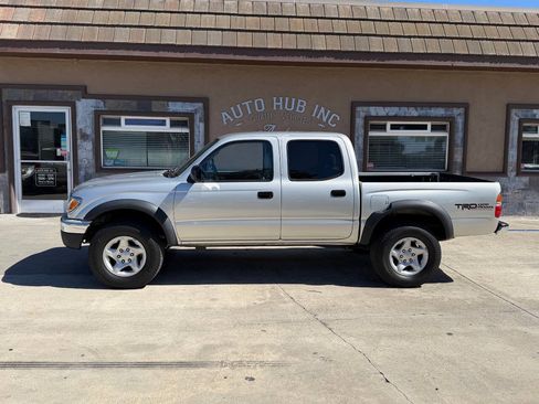 Used 2002 Toyota Tacoma PreRunner RWD image 8