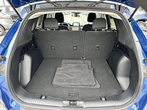 Used 2022 Ford Escape SE image 7