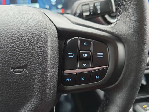 Used 2024 Ford Ranger Lariat w/ Advanced Towing Package image 18