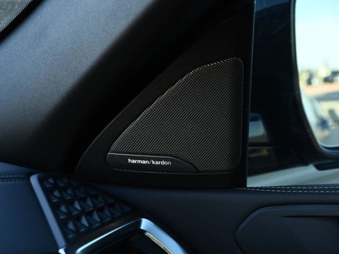 New 2026 BMW X6 xDrive40i w/ Climate Comfort Package image 18