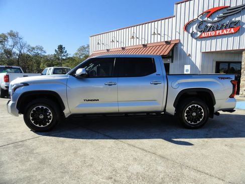 Used 2024 Toyota Tundra SR5 image 3
