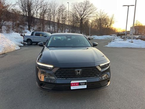 Used 2025 Honda Accord SE image 29