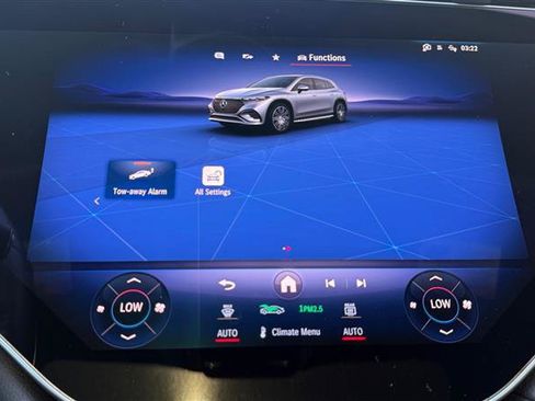 Used 2024 Mercedes-Benz EQS 450+ SUV image 37