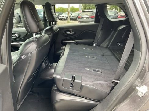 Used 2020 Jeep Cherokee Limited AWD/4WD image 53